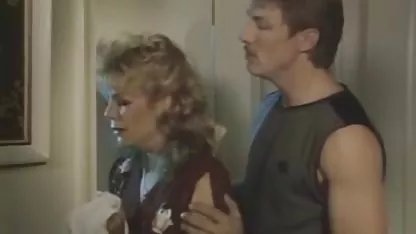 69やCreampieのためのおばあちゃん ギャル の えろ 動画